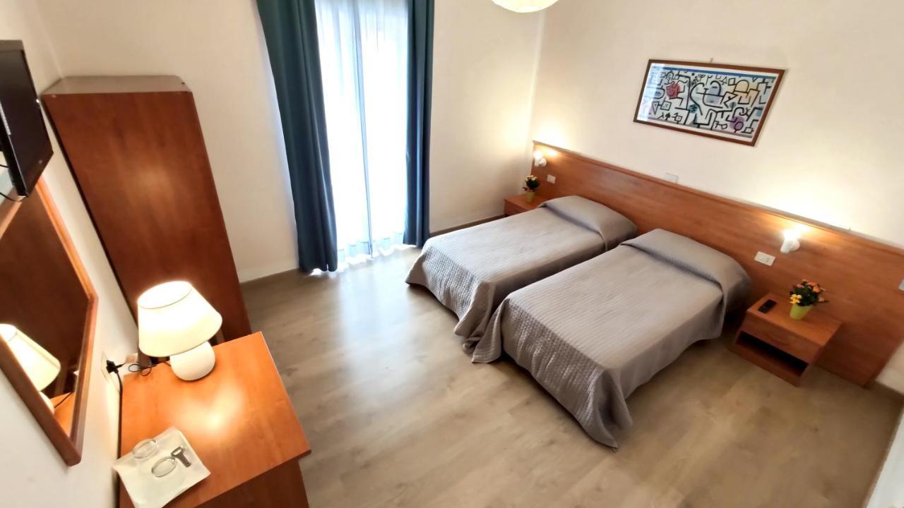 Hotel Gambrinus Абадиа Сан Салваторе Екстериор снимка
