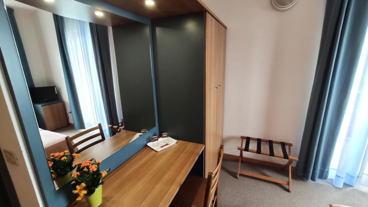 Hotel Gambrinus Абадиа Сан Салваторе Екстериор снимка