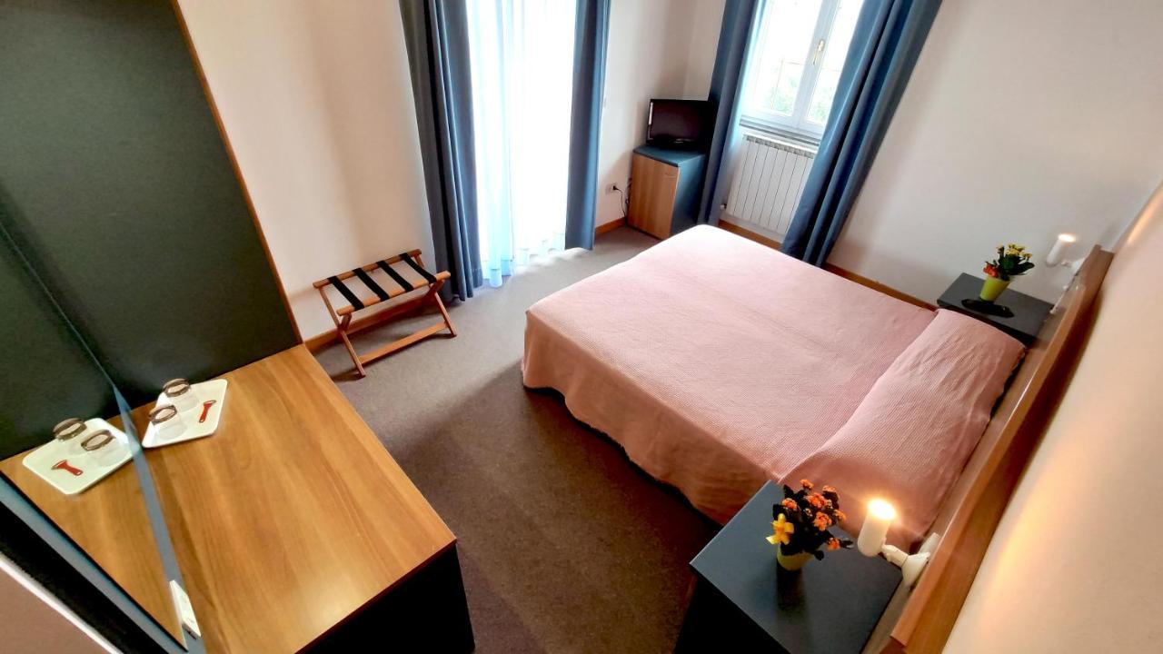 Hotel Gambrinus Абадиа Сан Салваторе Екстериор снимка