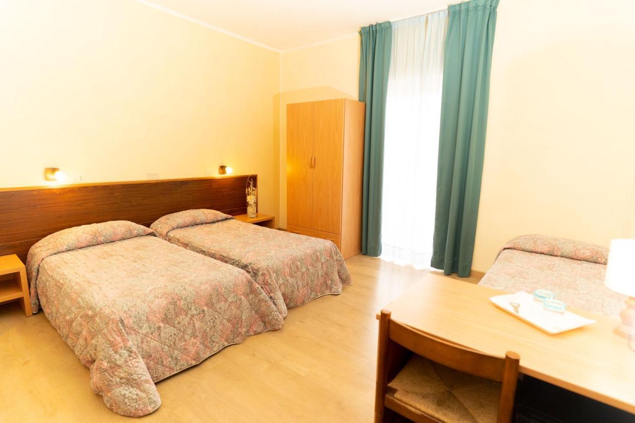 Hotel Gambrinus Абадиа Сан Салваторе Екстериор снимка