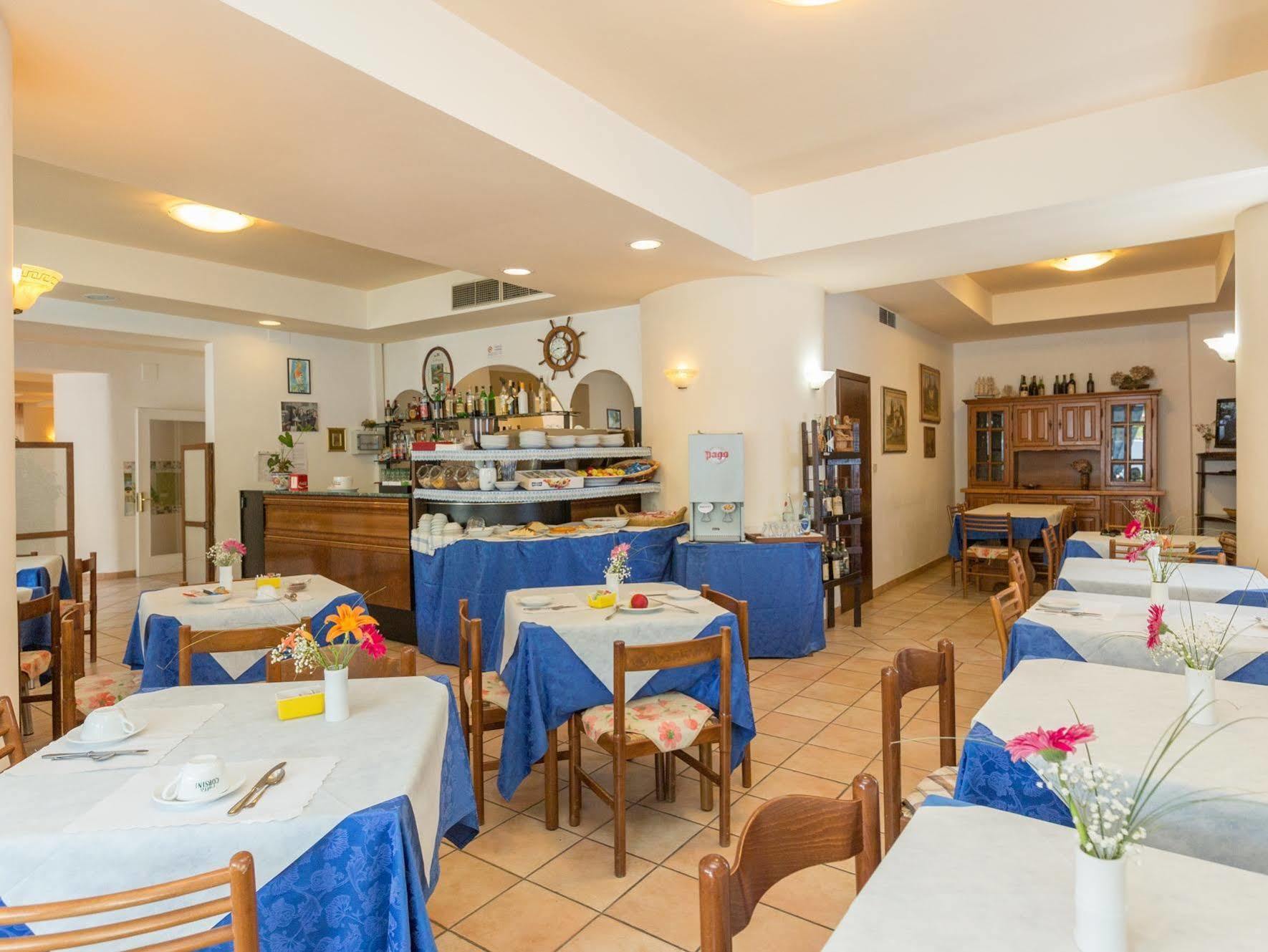 Hotel Gambrinus Абадиа Сан Салваторе Екстериор снимка