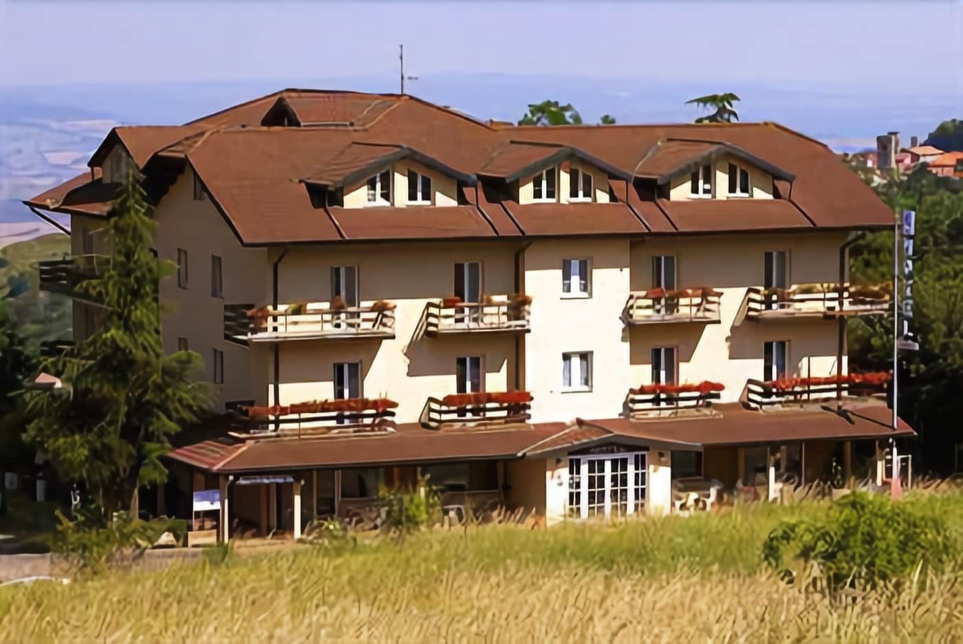 Hotel Gambrinus Абадиа Сан Салваторе Екстериор снимка